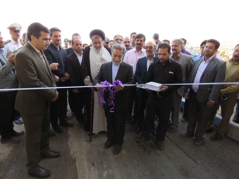 افتتاح چهار پروژه  شهرداری بافق همزمان با هفته دولت