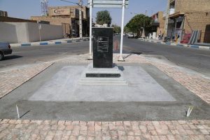 گزارش تصویری از ساخت پایه های سردیس سرداران شهید و مشاهیر بافق