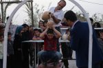 استقبال شهروندان و مسافران نوروزی از اجرای مسابقه شاد خانوادگی