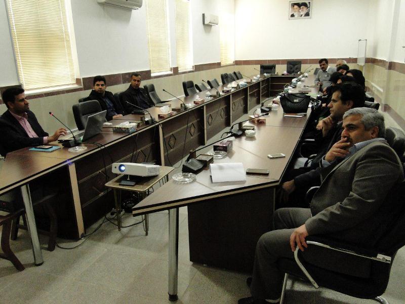 کارگاه استاندارد سازی معابر شهری در بافق برگزار شد