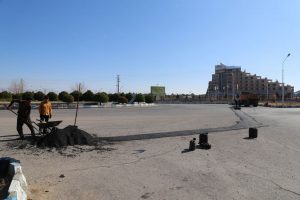 روایت تلاش : گزارش تصویری از لکه گیری آسفالت معابر سطح شهر ( میدان دانشجو )