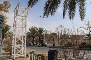 روایت تلاش : گزارش تصویری از نصب پل عابر پیاده خیابان 15 خرداد