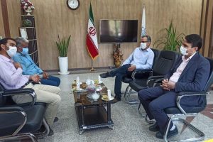 دیدار رئیس اداره حفاظت محیط زیست با شهردار بافق به مناسبت ۱۴ تیر روز شهرداریها و دهیاری ها