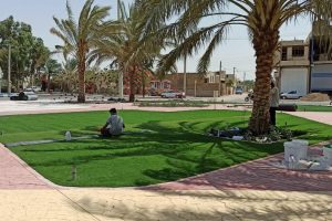 روایت تلاش : گزارش تصویری از محوطه سازی میدان زکات( چمن مصنوعی )