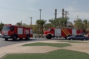 مانور آتش نشانی به مناسبت روز آتشنشان و خدمات ایمنی در سطح شهر برگزار شد