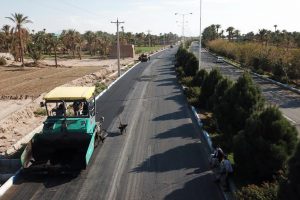 روکش آسفالت  بلوار شهدا انجام شد.