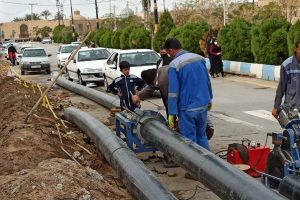 روایت تلاش : گزارش تصویری از ساماندهی دفع آب ناشی از بارندگی ها در خیابان مسجد جامع