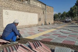 روایت تلاش : گزارش تصویری از موزاییک فرش معابر سطح شهر ( بلوار امام علی فرعی 38 )