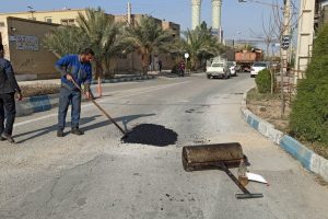 روایت تلاش : گزارش تصویری از لکه گیری آسفالت معابر سطح شهر ( خیابان چهارده معصوم)