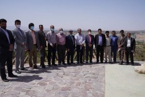 شهردار و اعضای شورای شهر حمیدیا و مدیران واحد های شهرداری از شهر بافق بازدید کردند.
