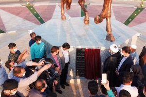 مدیرکل میراث فرهنگی استان یزد: کار ارزشمند شهرداری بافق برای ساخت مجسمه محمدتقی خان بافقی ستودنی است