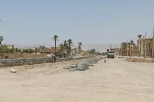 روایت تلاش : گزارش تصویری از احداث بلوار ملا اسد الله بافقی ( نصب سنگ جدول )