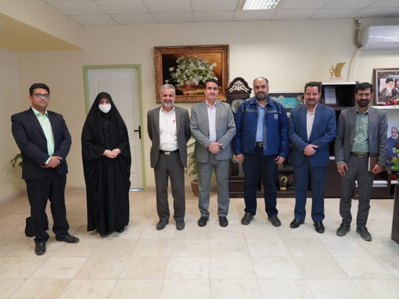 گزارش تصویری :دیدار شهردار و اعضای شورای شهر با مدیرعامل  شرکت سنگ آهن مرکزی ایران مهندس حمیدیان