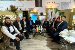 روابط عمومی شهرداری بافق، دستاوردهای شهرداری در نمایشگاه بین المللی گردشگری تهران را تشریح کرد:امسال در نمایشگاه بین‌المللی گردشگری تهران، شهرداری بافق بدور از حضور کلیشه ای همگانی،چند دستاورد مهم را رقم زد.