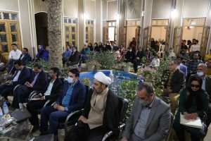 نخستین شب شعر حکیم سخن به مناسبت بزرگداشت حکیم ابوالقاسم فردوسی و تجلیل از جمعی از شاعران در خانه فرهنگ شهرداری بافق