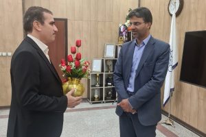 دیدار فرماندار با شهردار و بازدید از واحد های شهرداری به مناسبت 14 تیر روز شهرداری ها و دهیاری ها