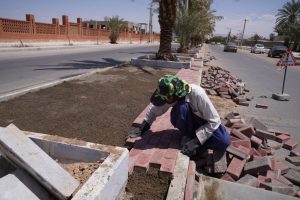 روایت تلاش : ســامــانـدهی اســاسی بلــوار انقـــلاب (موزاییـــک و سنــگفـــرش پیـــاده رو هـــا و رفـــوژ میـــانـــی )