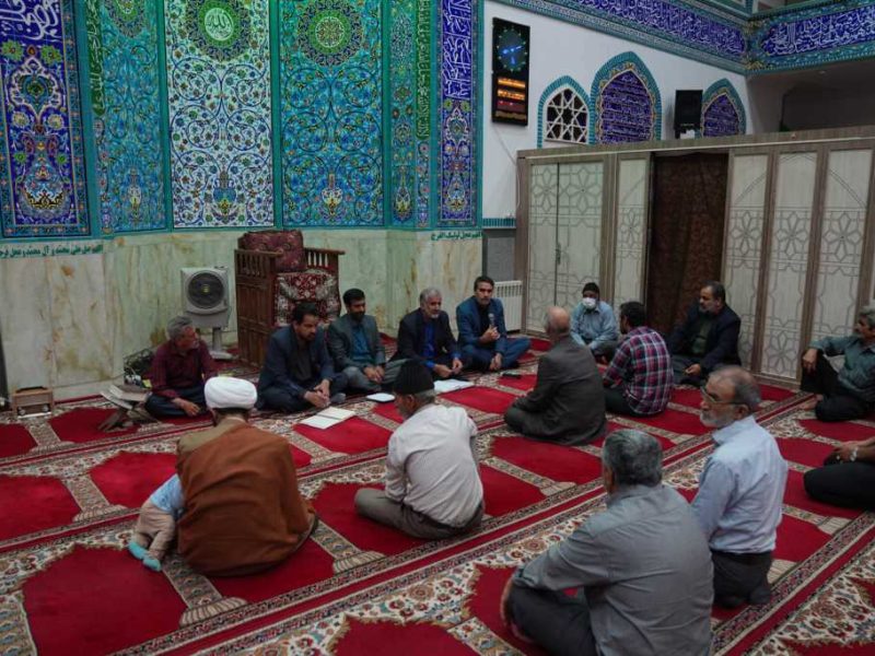 برگزاری جلسه پرسش و پاسخ شهردار و اعضا شورا شهر با اهالی خیابان امام رضا (ع)