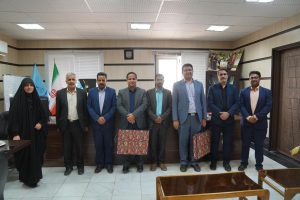 دیدار شهردار و اعضای شورای اسلامی شهر بافق با رئیس دادگستری و دادستان شهر به مناسبت هفته قوه قضاییه