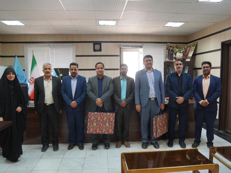 دیدار شهردار و اعضای شورای اسلامی شهر بافق با رئیس دادگستری و دادستان شهر به مناسبت هفته قوه قضاییه