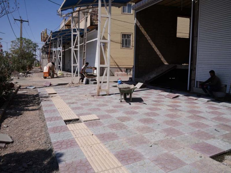 روایت تلاش : موزاییک فرش پیاده رو های معابر سطح شهر ( بلوار شهدا )