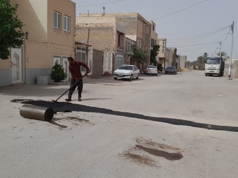 روایت تلاش : لکه گیری معابر سطح شهر با دستگاه مکانیزه ی آسفالت