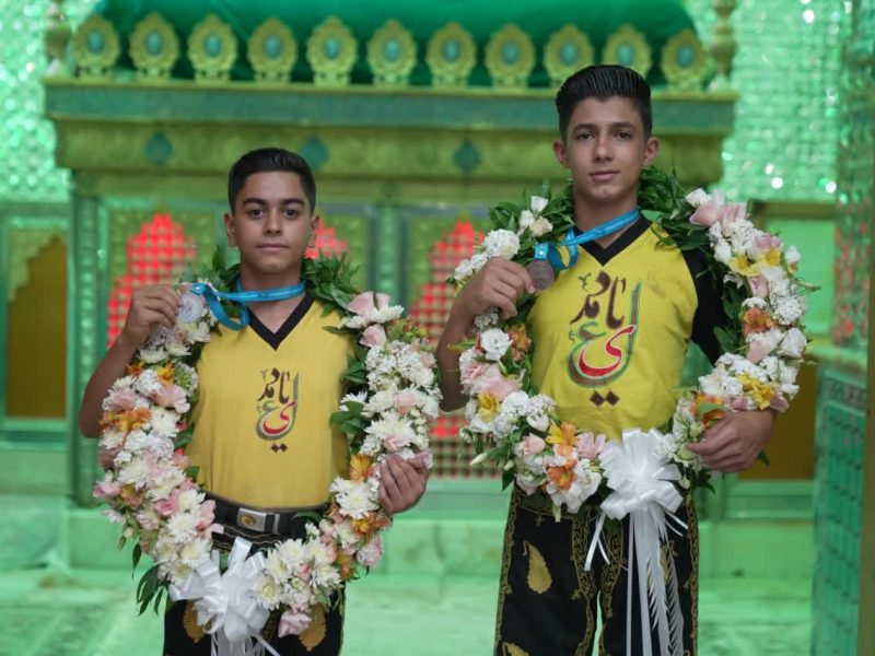 مراسم استقبال از 2 تن نوجوانان تیم زورخانه شهرداری بافق مدال آور در مسابقات هنرهای فردی زورخانه ای کشور