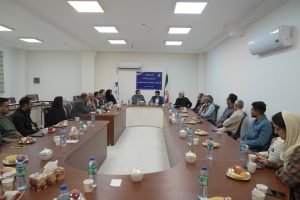 هم اندیشی هنرمندان چهارمین سمپوزیوم ملی مجسمه های شنی بافق